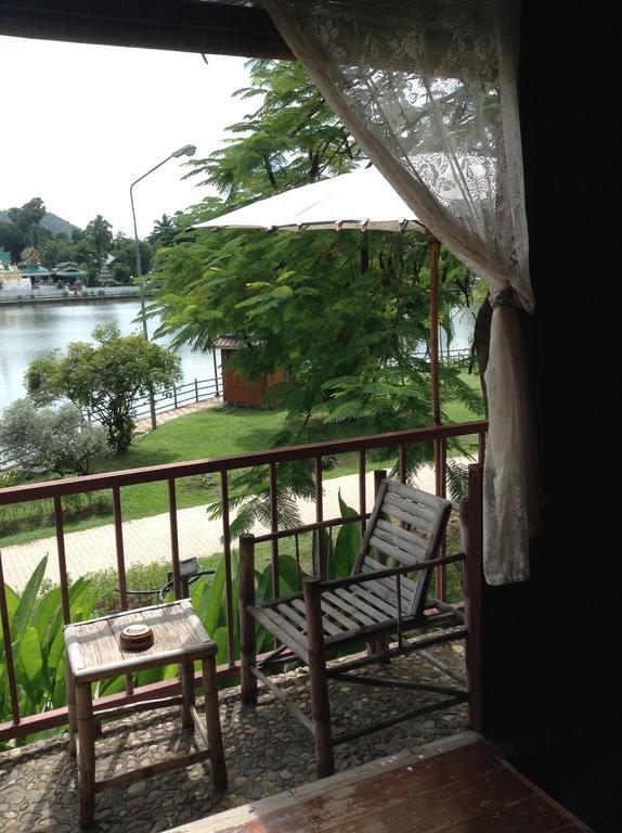The Likeview Guesthouse Мэхонгсон Номер фото