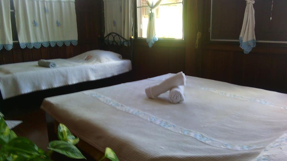 The Likeview Guesthouse Мэхонгсон Номер фото
