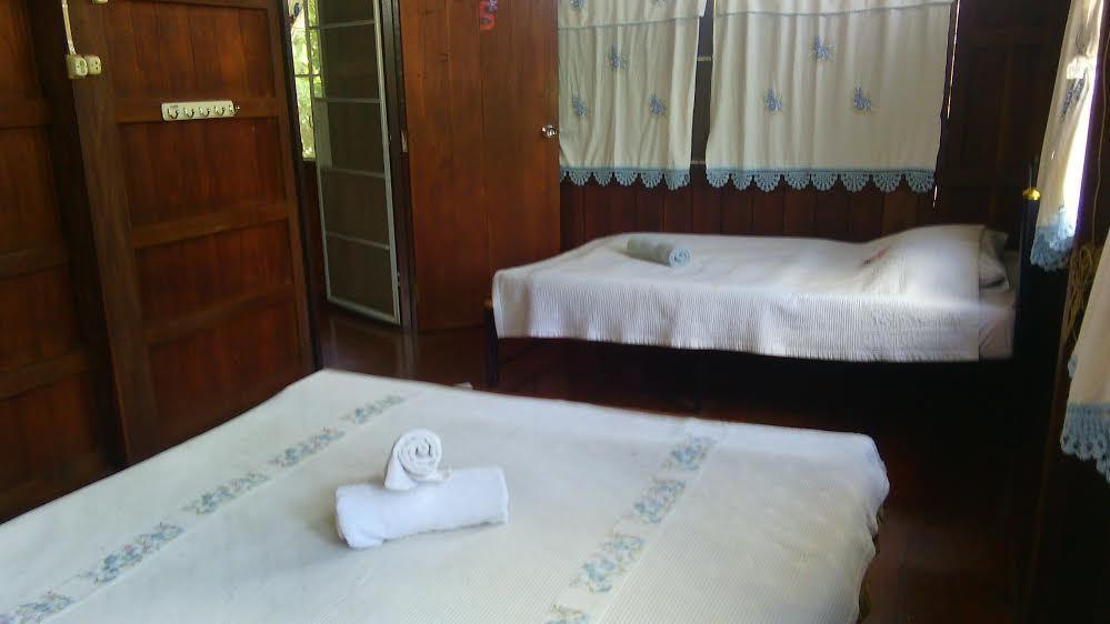 The Likeview Guesthouse Мэхонгсон Номер фото